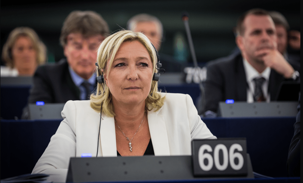 L&rsquo;avenir de Marine Le Pen en jeu : risques d&rsquo;inéligibilité en&nbsp;2027
